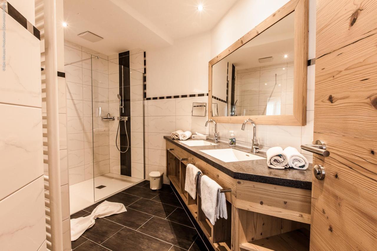 Schoenblick Appartements Tux Bagian luar foto