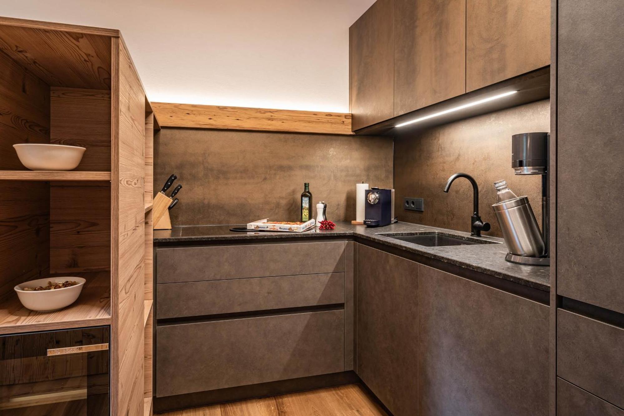 Schoenblick Appartements Tux Bagian luar foto