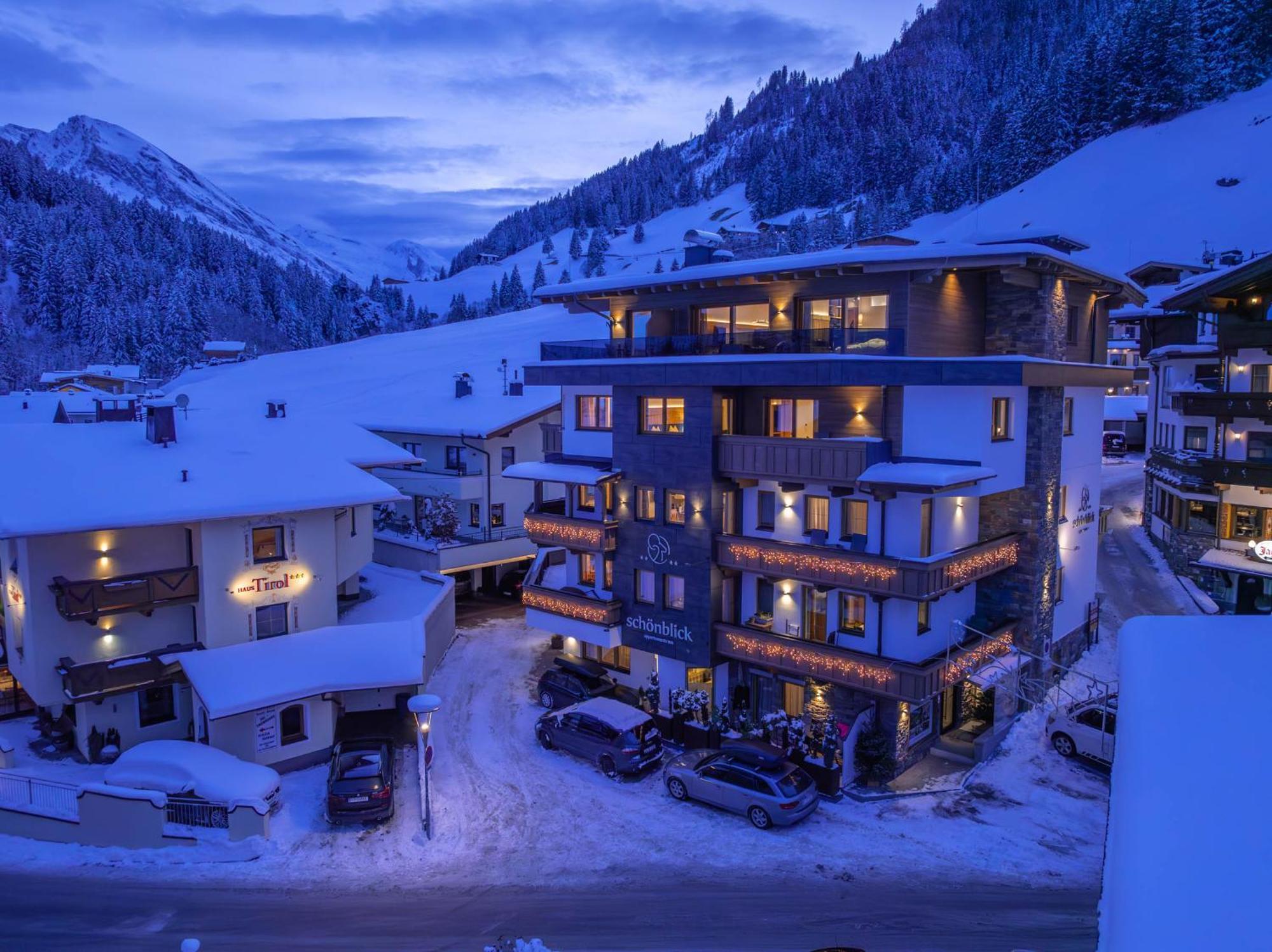 Schoenblick Appartements Tux Bagian luar foto